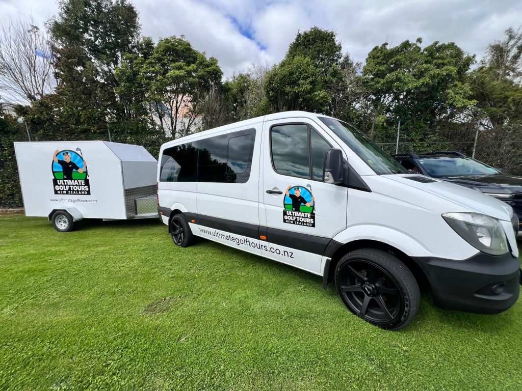 Best Time to Book a Golf Tour in New Zealand